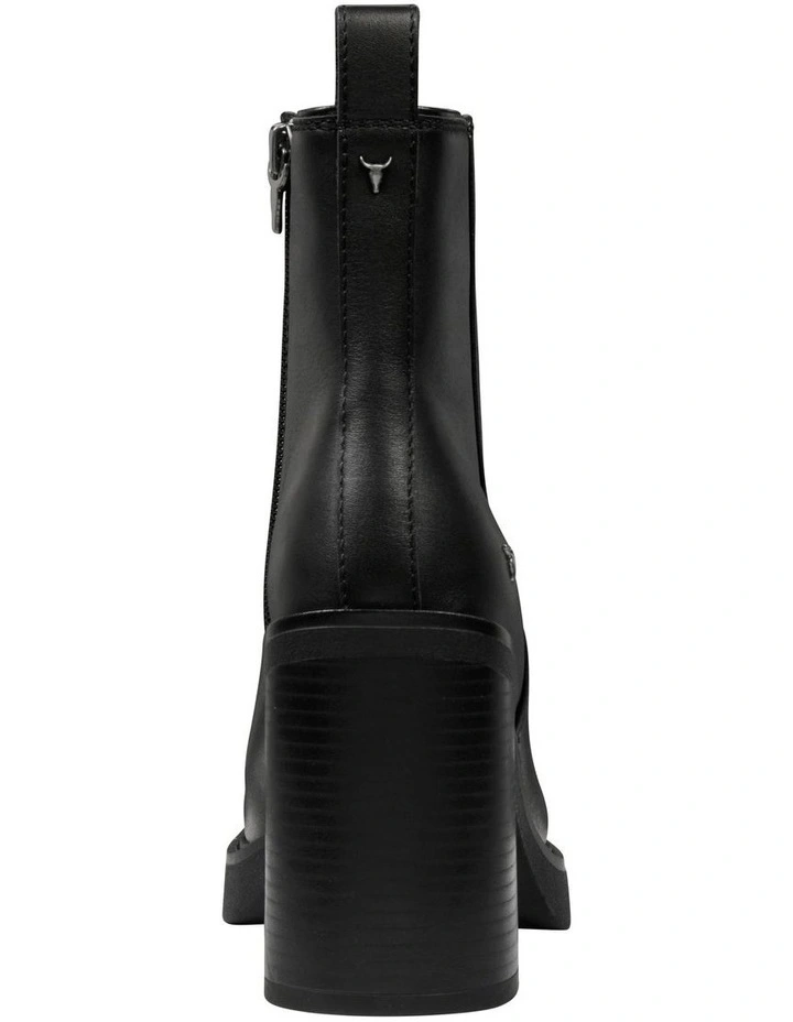 Daring Boots in Black image 5