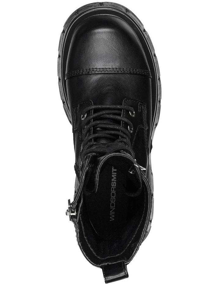 Situation Black Boot in Black image 3