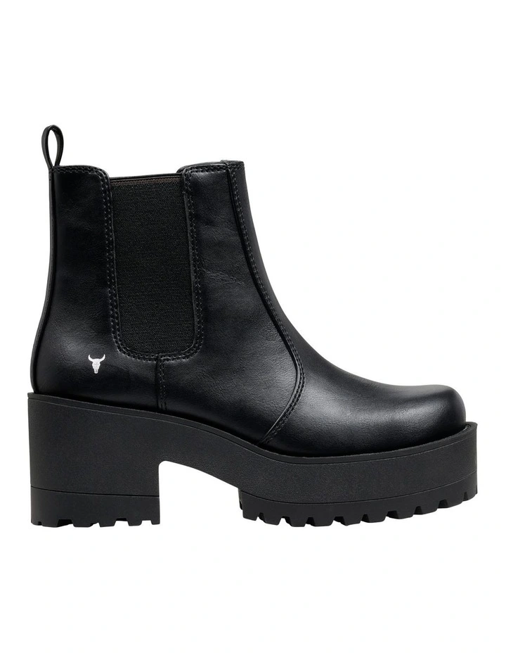 Evolve Platform Boots in Black image 1