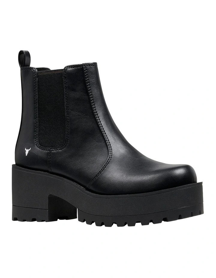 Evolve Platform Boots in Black image 2