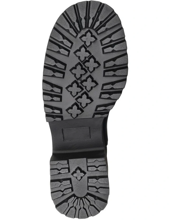 Evolve Platform Boots in Black image 6