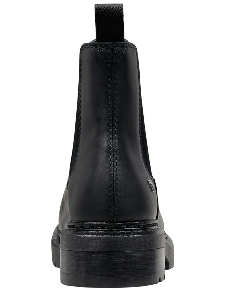 Intro Boots in Black Leather image 5