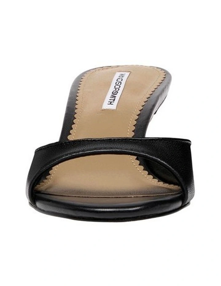 Pillowfight Sandal in Black image 4