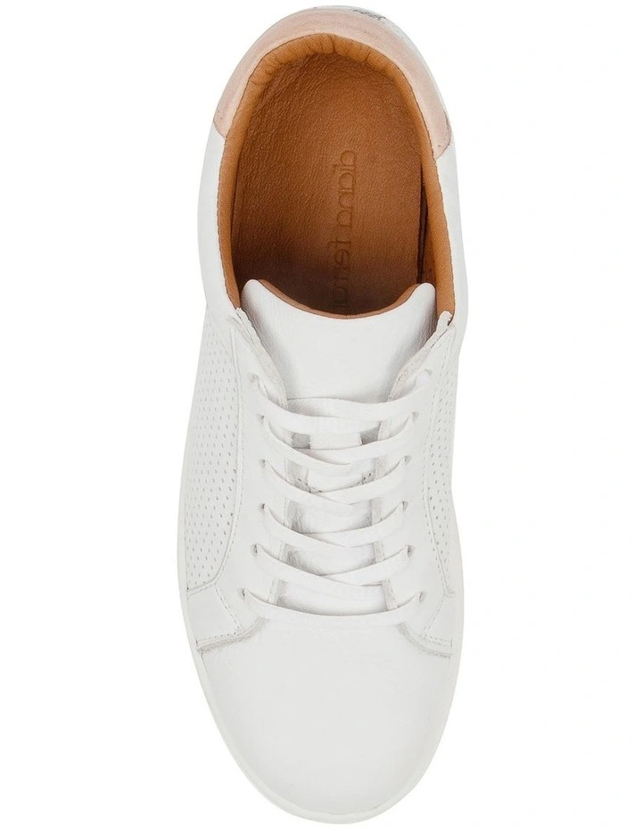 nude trainers junior