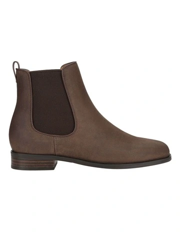 Lauretta Boots in Brown Wild