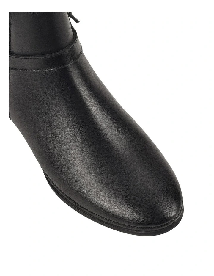 Cassie Boot in Black image 4