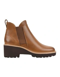 Wendy Boot in Cognac