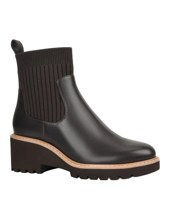 Wisteria Boots in Ground Coffee image 2