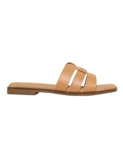 Isa Sandal in Camel