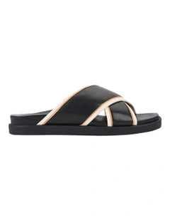 Vacay Sandal in Black