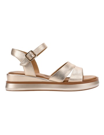Soft Gold colour
