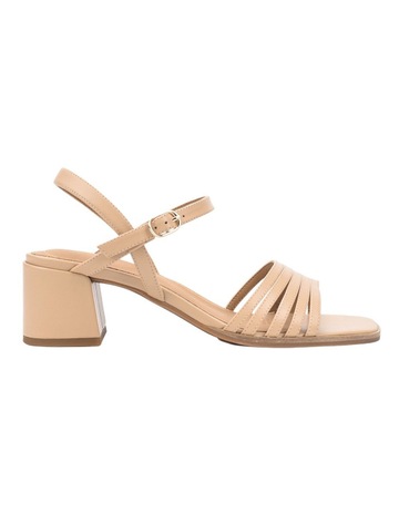 NUDE colour