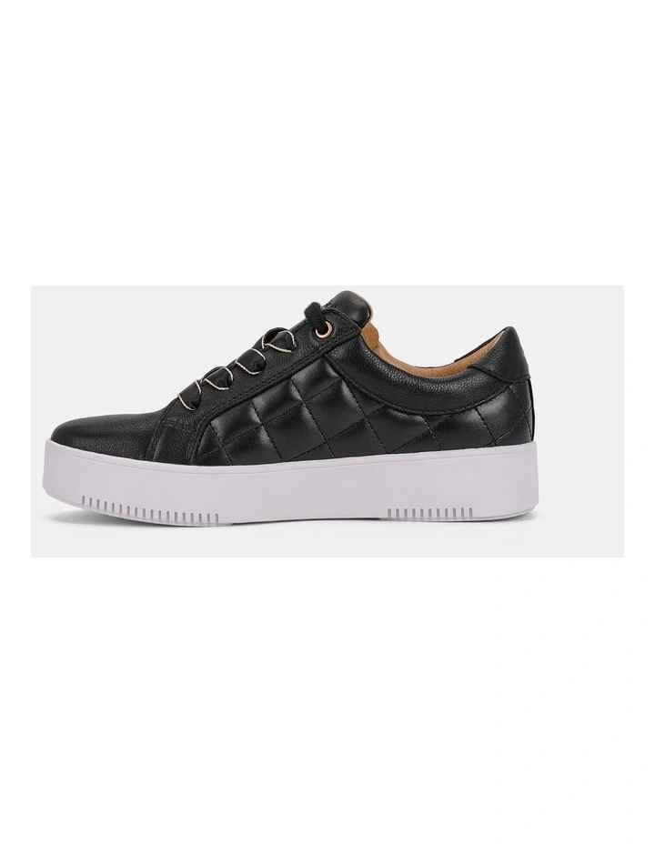 Virtue Sneaker in Black image 3