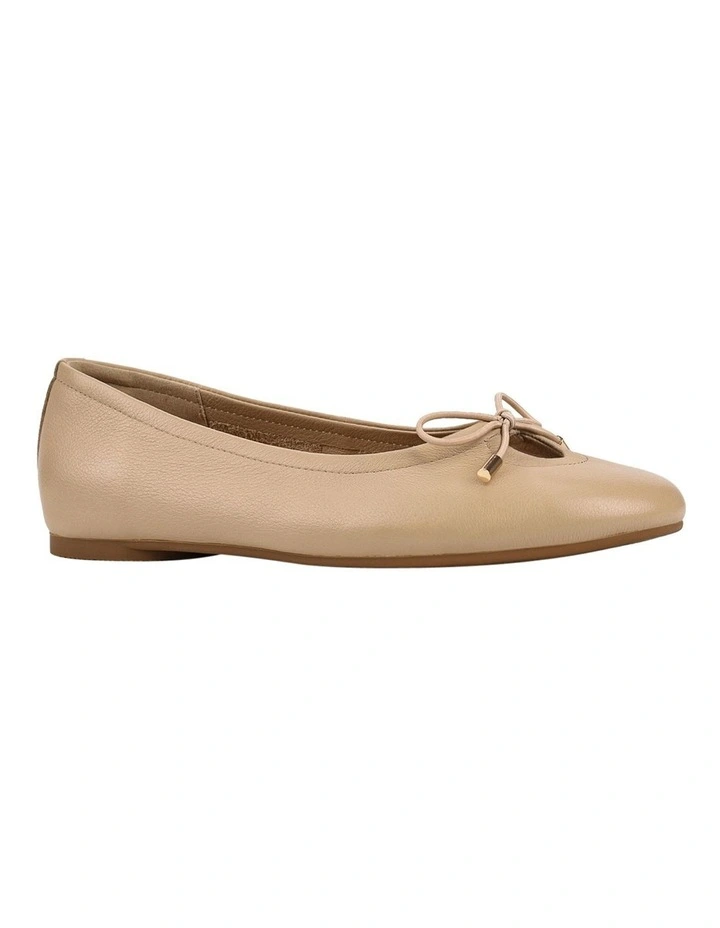 Belle Shoe in Latte image 2