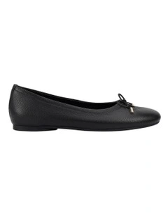 Belle Shoe in Black