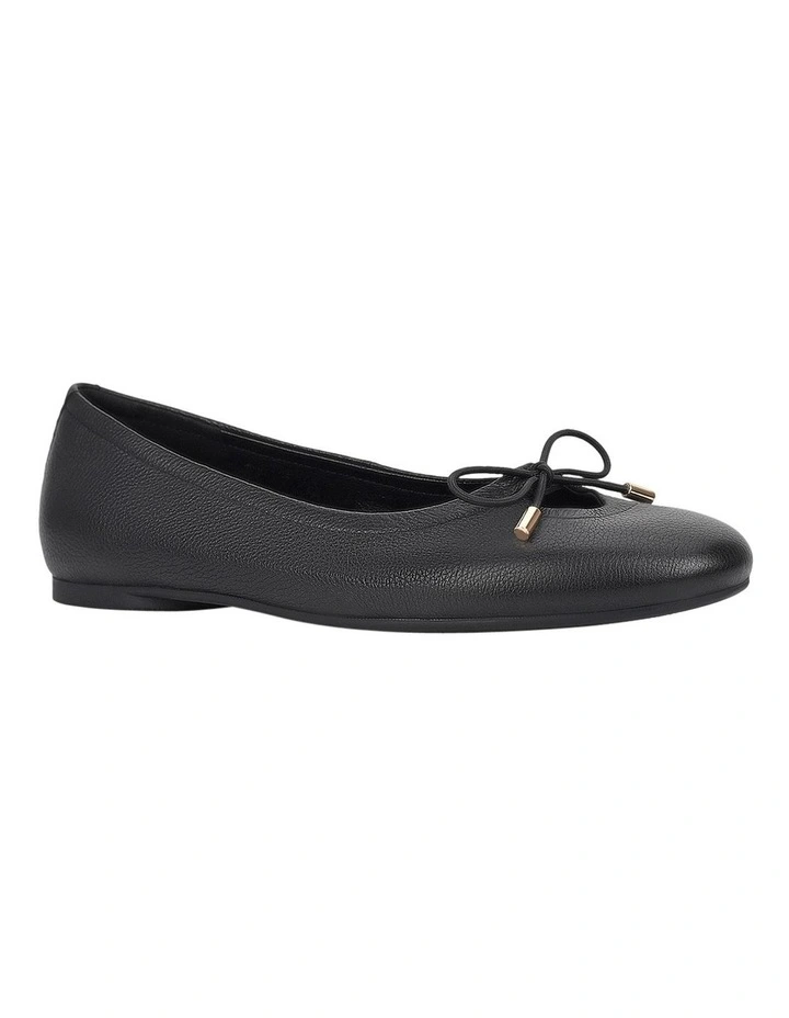Belle Shoe in Black image 2
