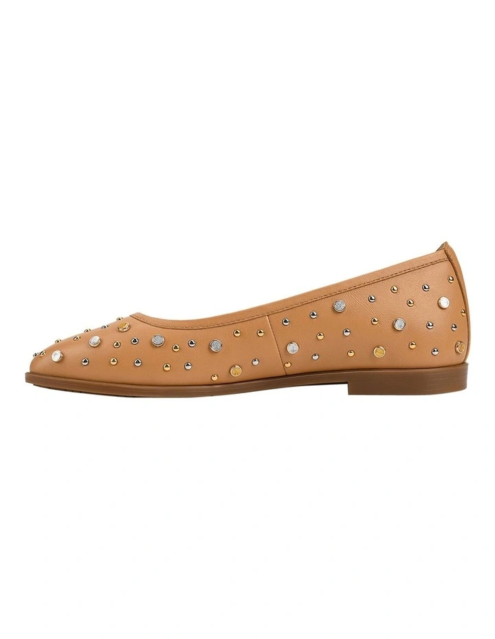 Yavi Flat in Camel image 3