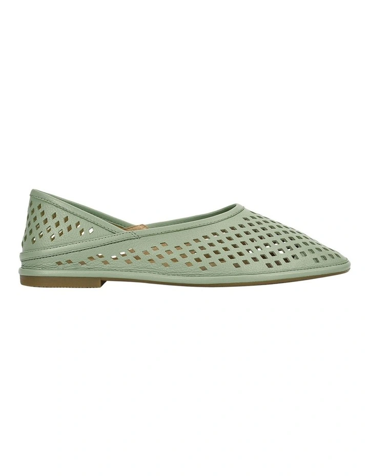 Chara Flat in Matcha image 1