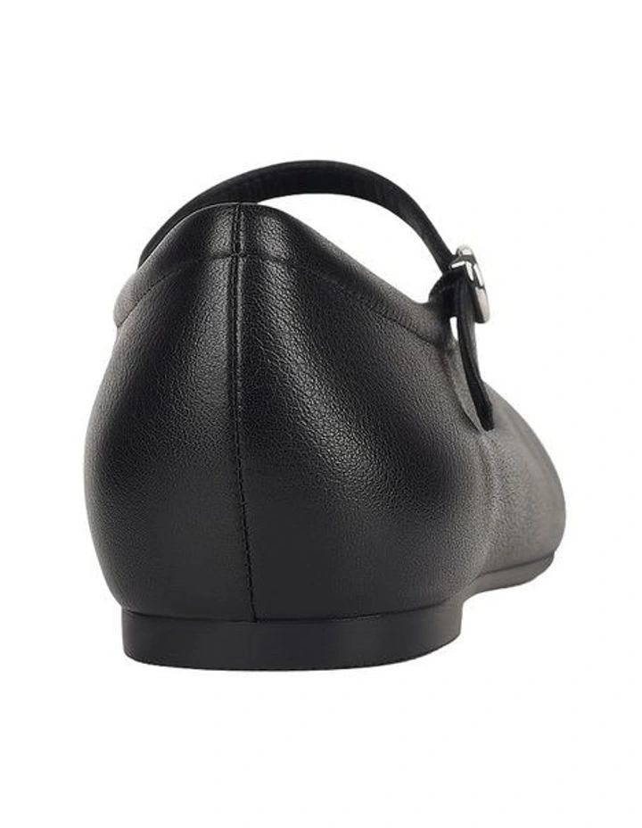 Bryn Shoe in Black image 5