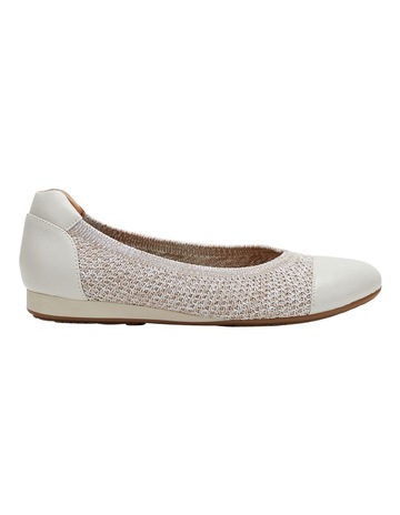 Wide fit shoes melbourne Clearance