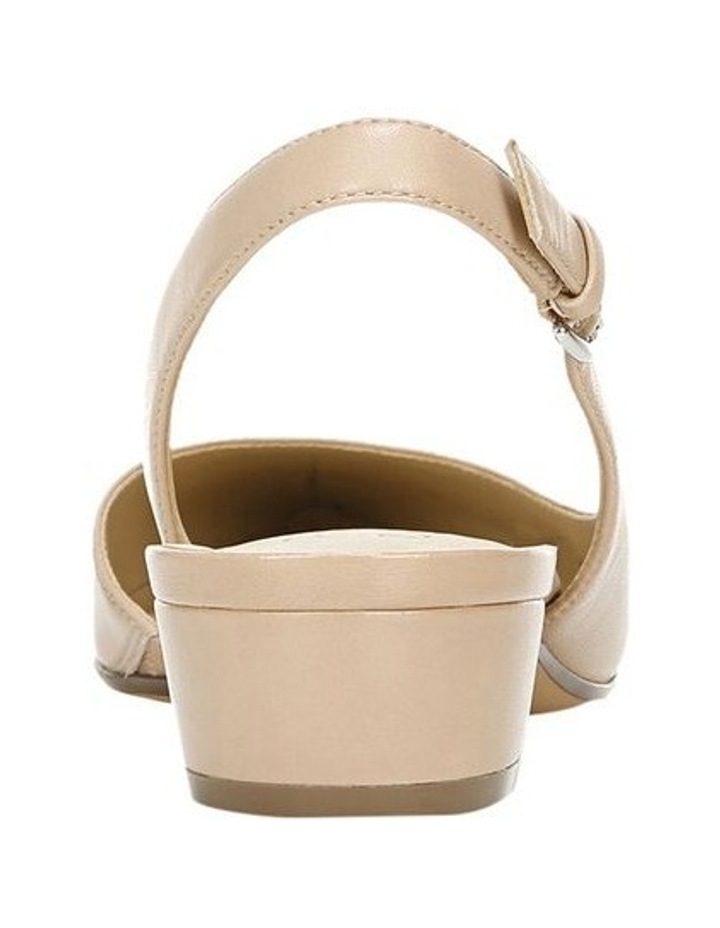 Naturalizer Banks Beige Leather Low 