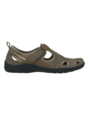 planet earth shoes myer