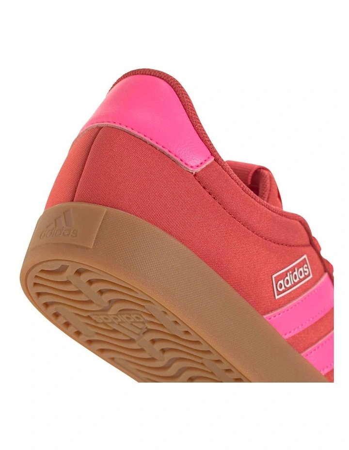VL Court Shoes 3.0 in Red image 7