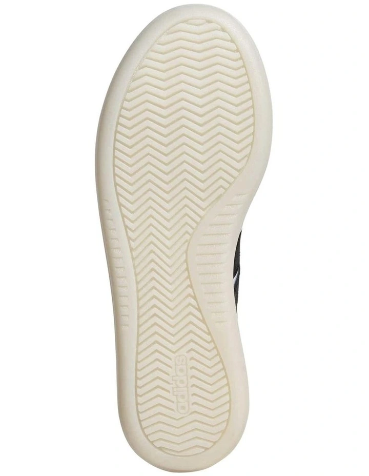 Barreda Decode Shoes in White image 3