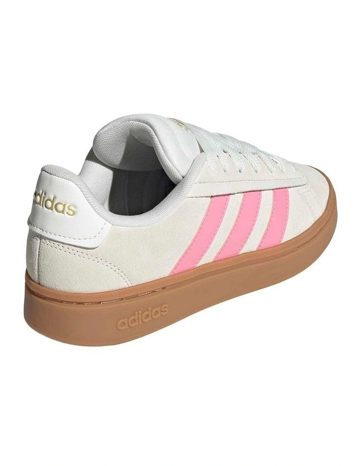 Grand Court Alpha Shoes in White image 6