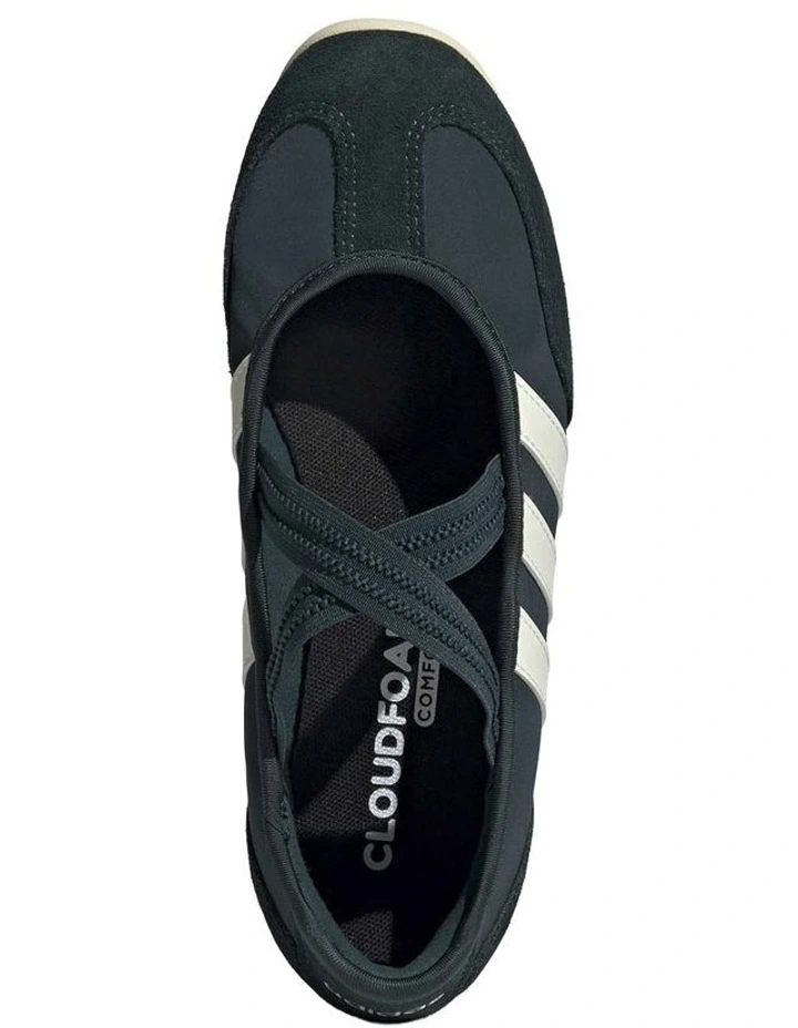 Barreda Mary Jane Shoes in Green image 2