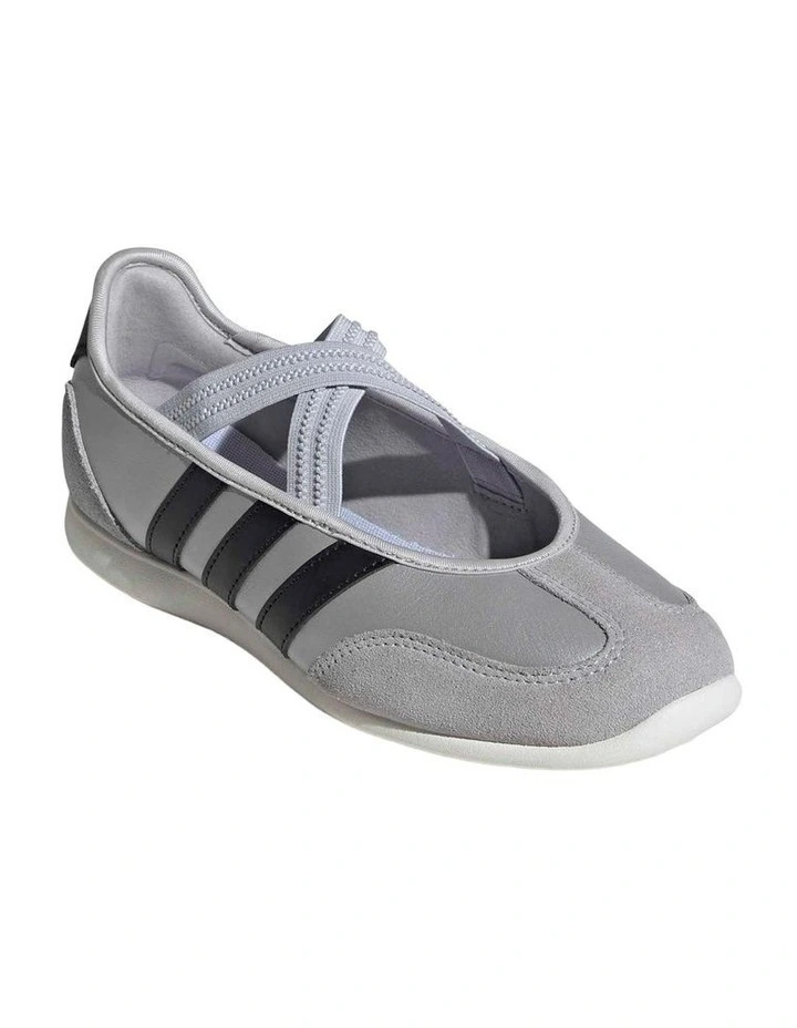 Barreda Mary Jane Shoes in Silver image 5
