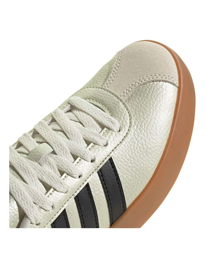 VL Court 3.0 Shoes in Silver image 7