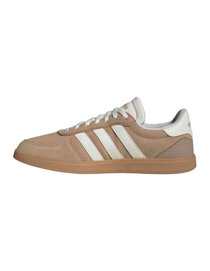 Breaknet Sleek Shoe in Beige image 4