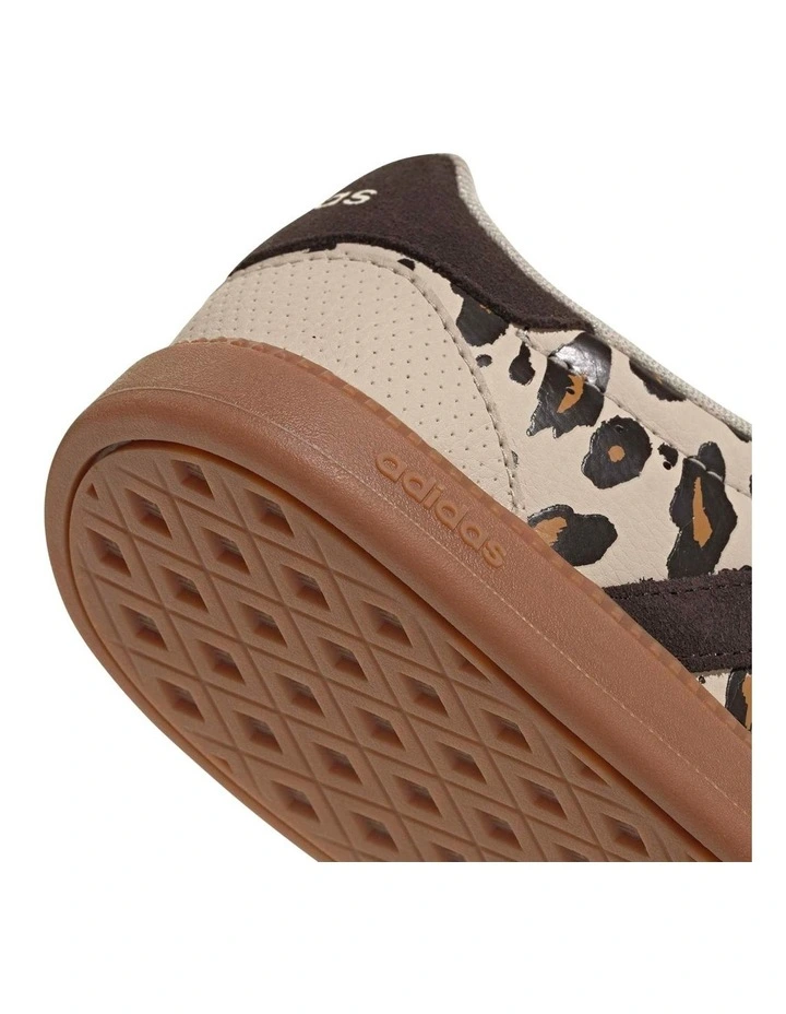 Breaknet Sleek Shoes in Kj8654 Crystal Linen image 6