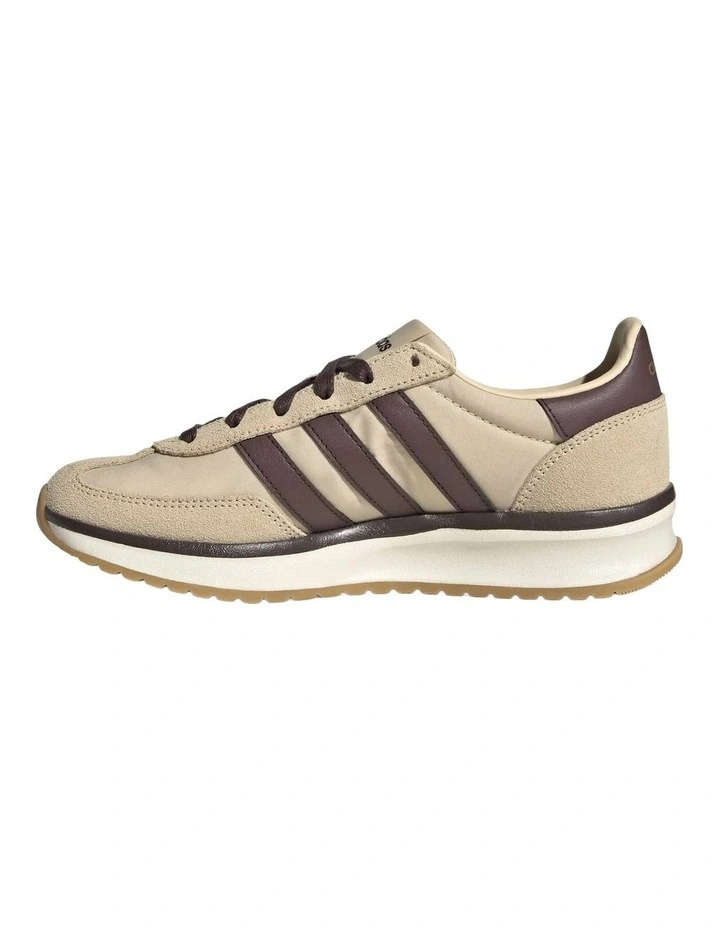 Run Shoes 70s 2.0 in Beige image 4