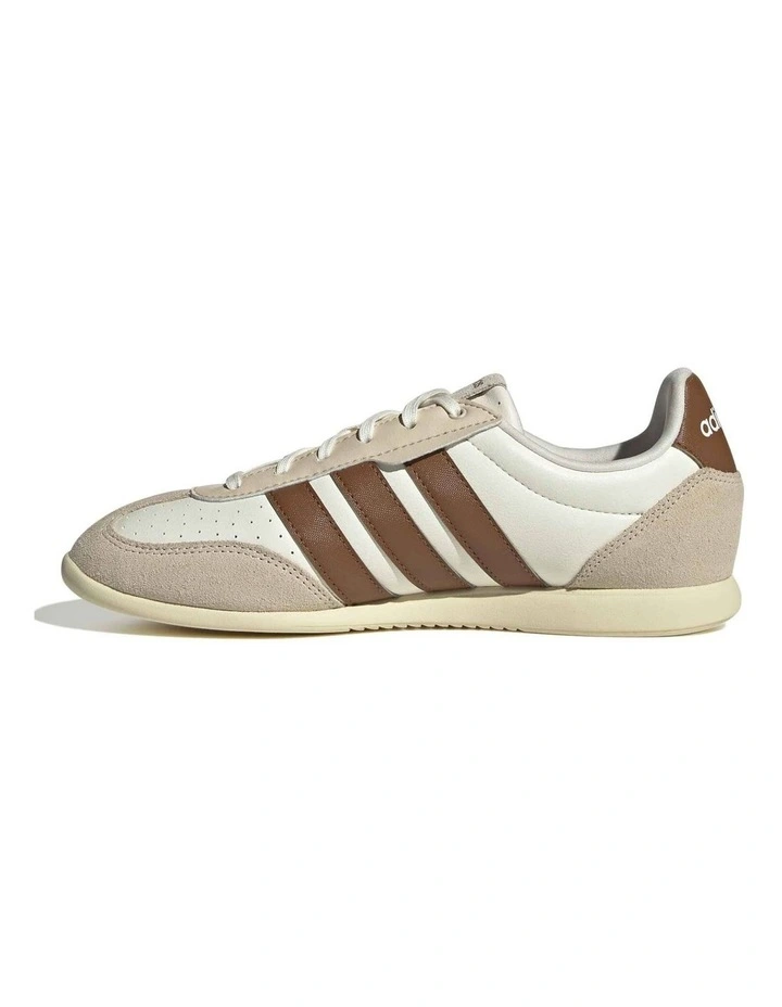 Barreda Lo Shoes in Off-White, Dusky Bronze, and Warm Vanilla image 4