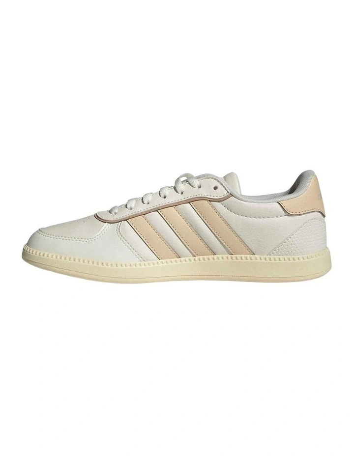 Breaknet Sleek Shoes in Beige image 4