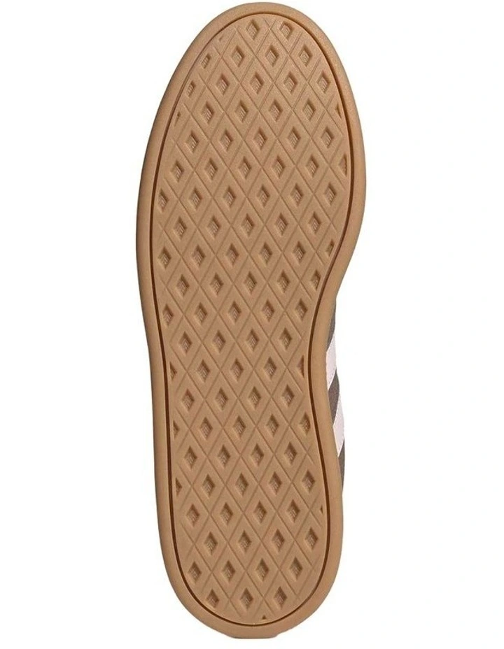 Breaknet Sleek Shoes in Brown image 3