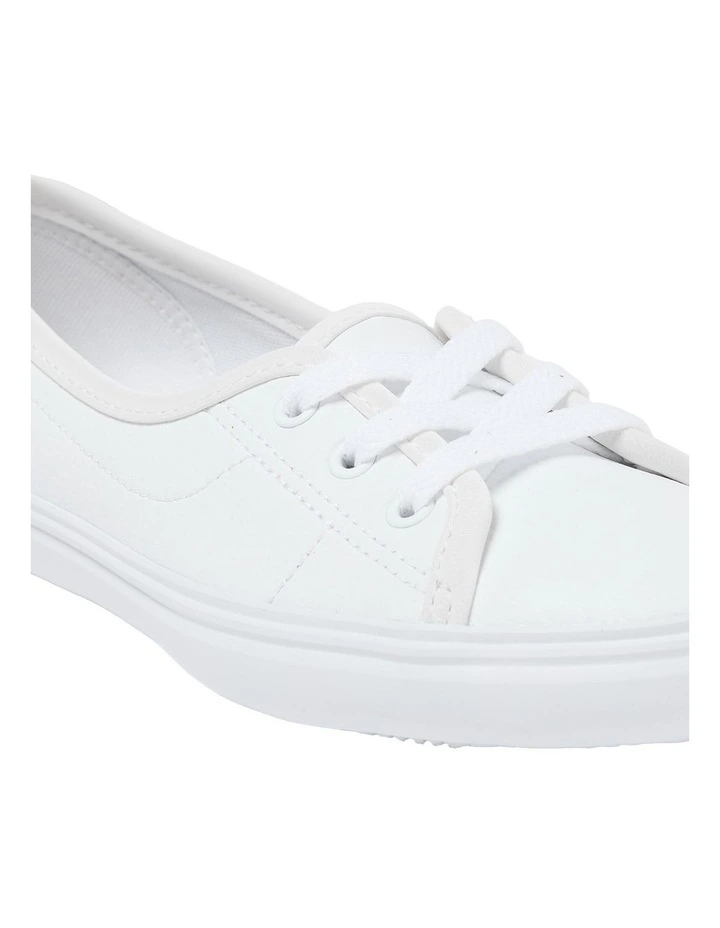 Median LTH Leather Sneakers in White image 6