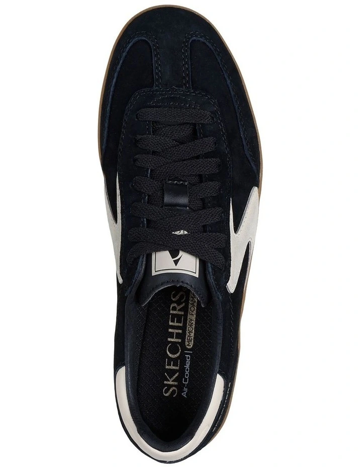 Hotshot Varsity Crew 185233 Sneakers in Black image 2