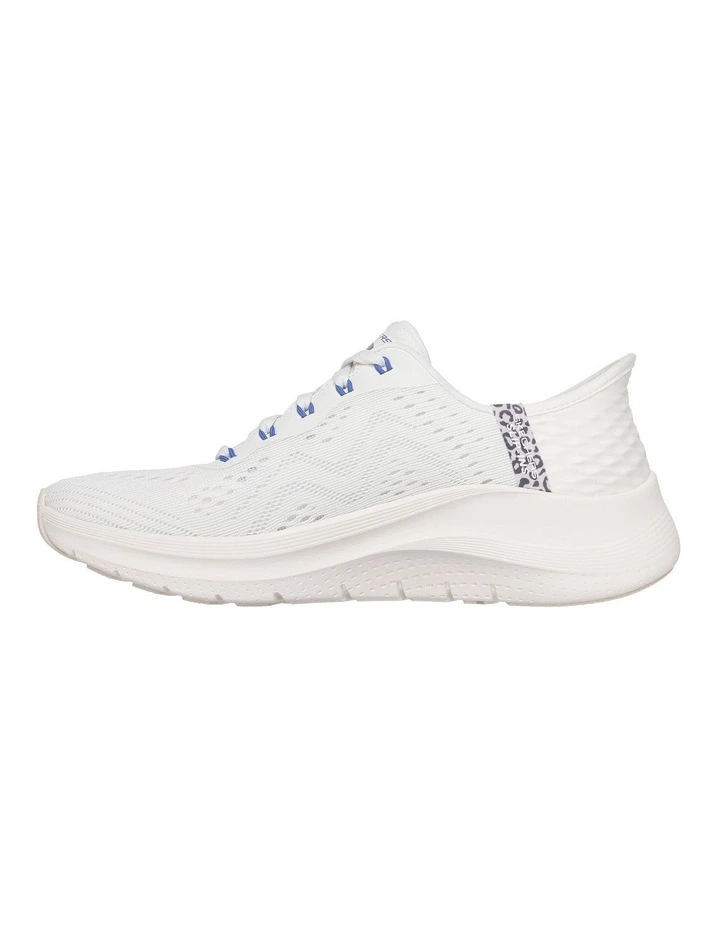 Arch Fit 2.0 Shoe Spotted Grace Shoe in White image 3