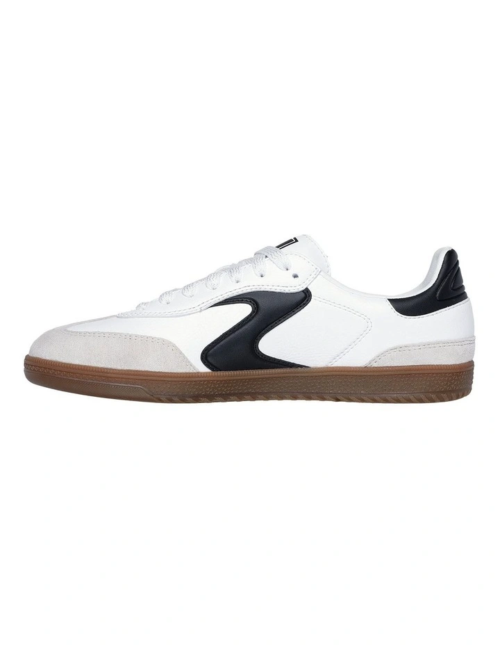 Hotshot Kickoff Shoes in WBK White/Black image 3