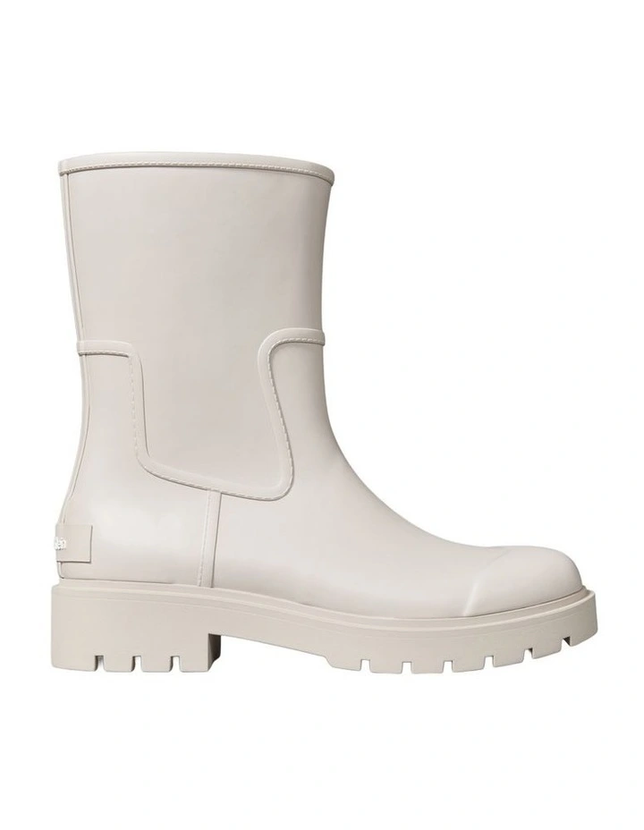 Waterproof Flexible Lug Sole Rainboots in Chateau image 1