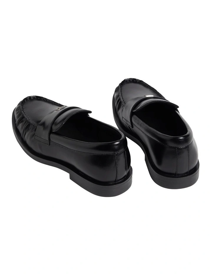 Leather Pleated Round Toe Loafers in Triple Black image 3