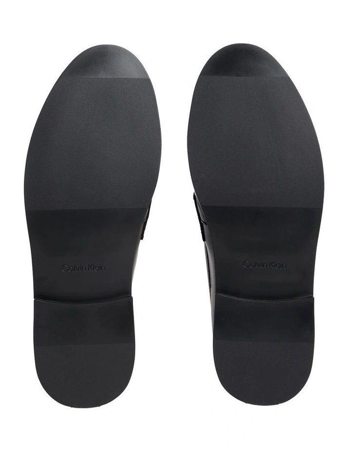 Leather Pleated Round Toe Loafers in Triple Black image 5
