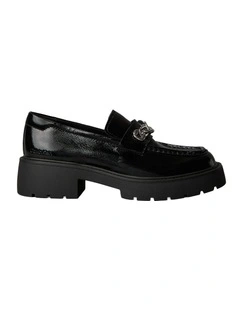 Leather Chunky Apron Toe Loafers in Black