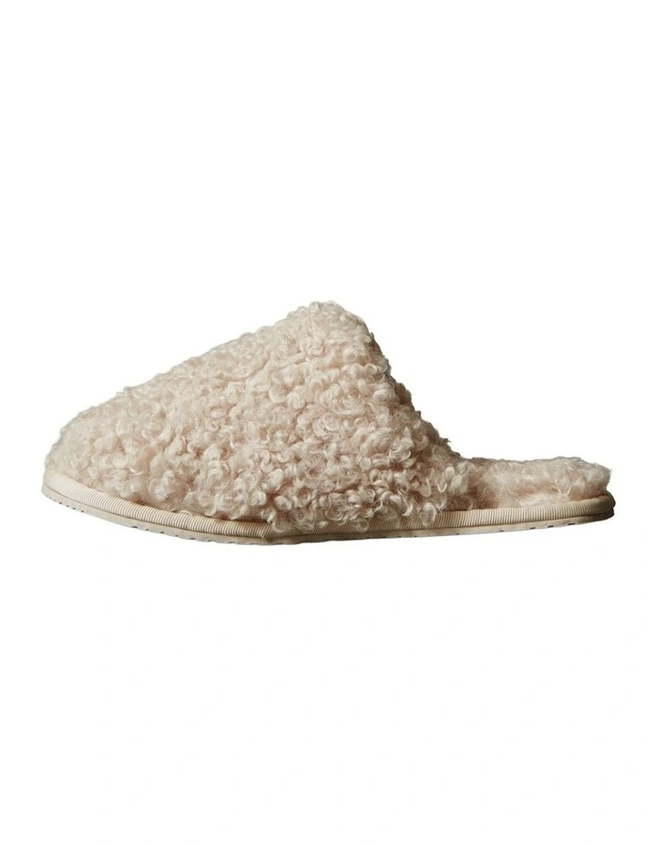 Faux Shearling Sherpa Slipper in Marshmallow image 4