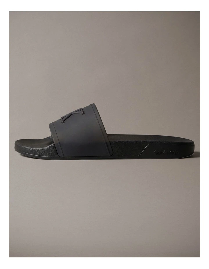 Nemo Contoured Signature Logo Sliders in Triple Black image 2