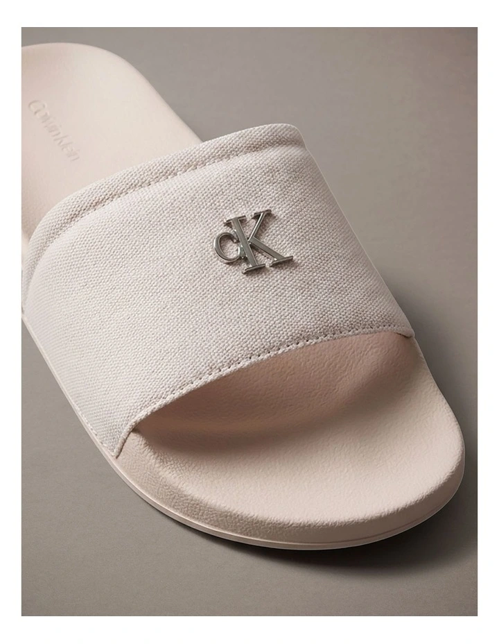 Nemo Canvas Signature Logo Sliders in Crystal Grey image 6