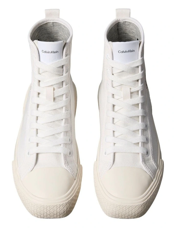Canvas High-Top Logo Trainers in Bright White image 4